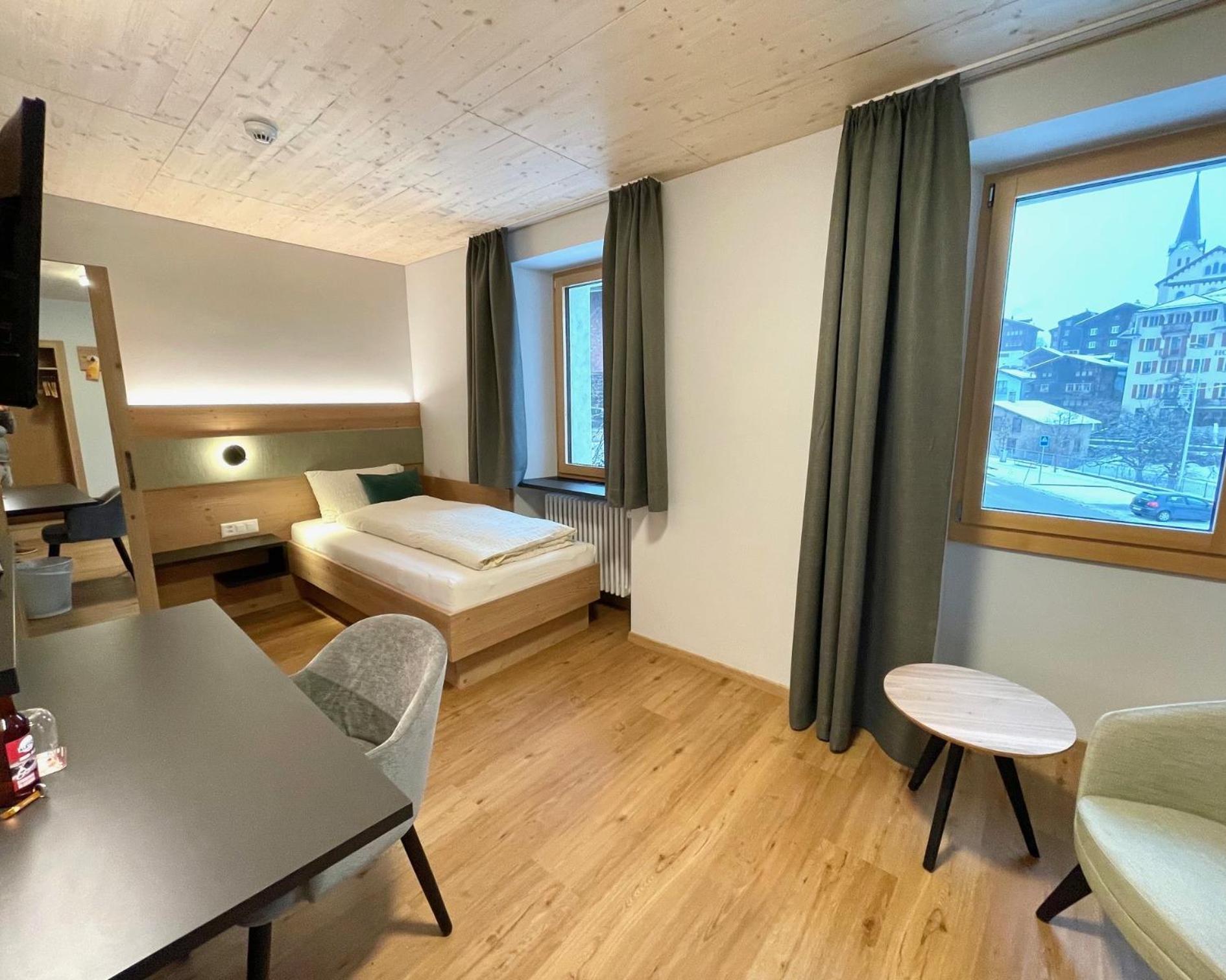 Boutique Und Bier Hotel Des Alpes Fiesch Eksteriør bilde
